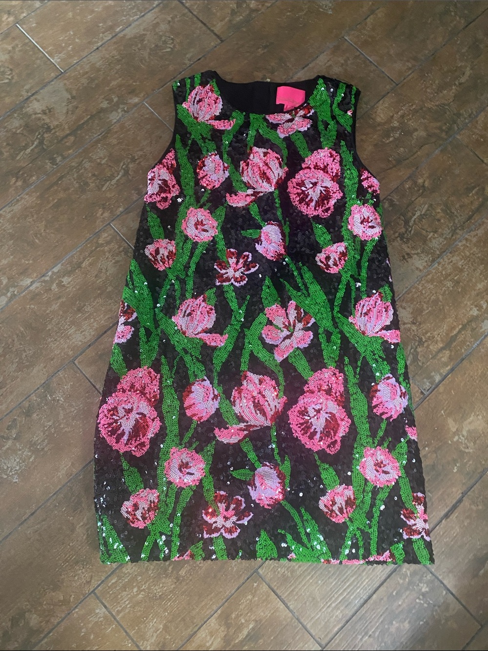 Lilly Pulitzer Pink & Green Sequin Floral Shift Dress. Lined. Size 6. NWT.
